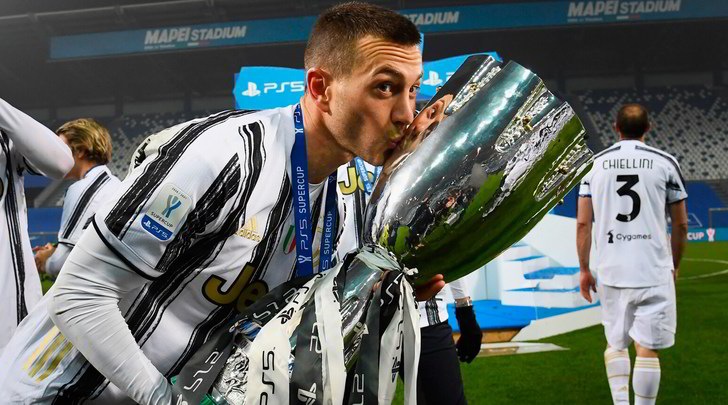 Juve-Bologna, Bernardeschi titolare