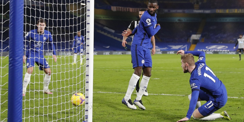 Chelsea e West Ham vincono e scavalcano il Liverpool