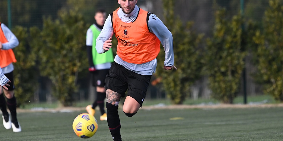 Bologna, allenamento in gruppo per Dijks