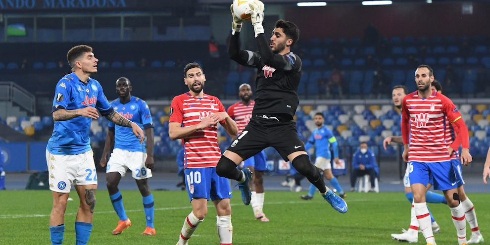 Napoli-Granada 2-1, il tabellino