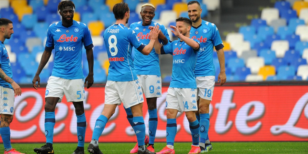 Napoli, tamponi negativi per il gruppo squadra