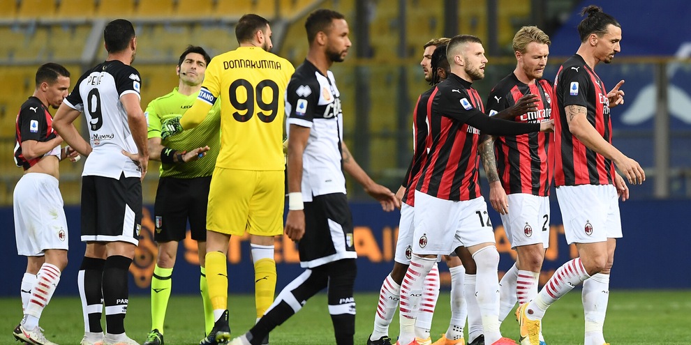 Donnarumma, ecco cosa ha detto all'arbitro dopo il rosso a Ibrahimovic Donnarumma, ecco cosa ha detto all'arbitro dopo il rosso a Ibrahimovic