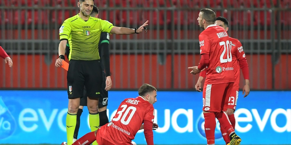 Serie B, Abbattista per Salernitana-Monza. Venezia-Chievo: Guida