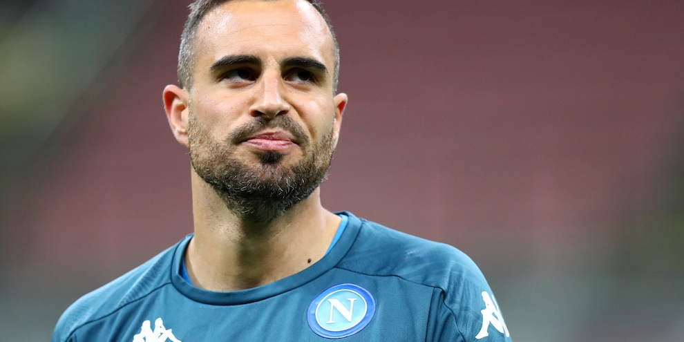 Covid, Napoli: è guarito Maksimovic