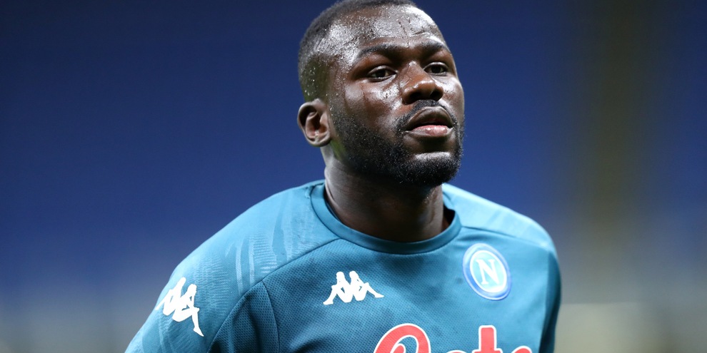 Napoli, mercato appeso a Koulibaly e Ruiz