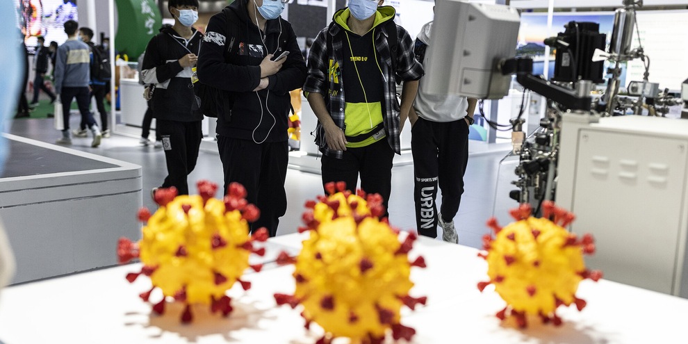 Covid, scoperte sequenze virus oscurate in Cina