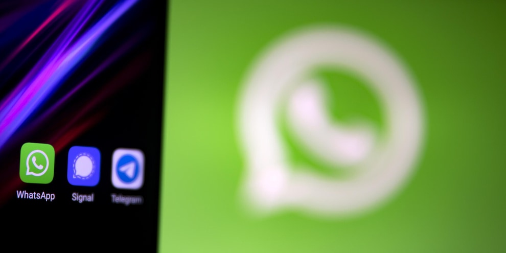 Green Pass, attenzione alla truffa su WhatsApp