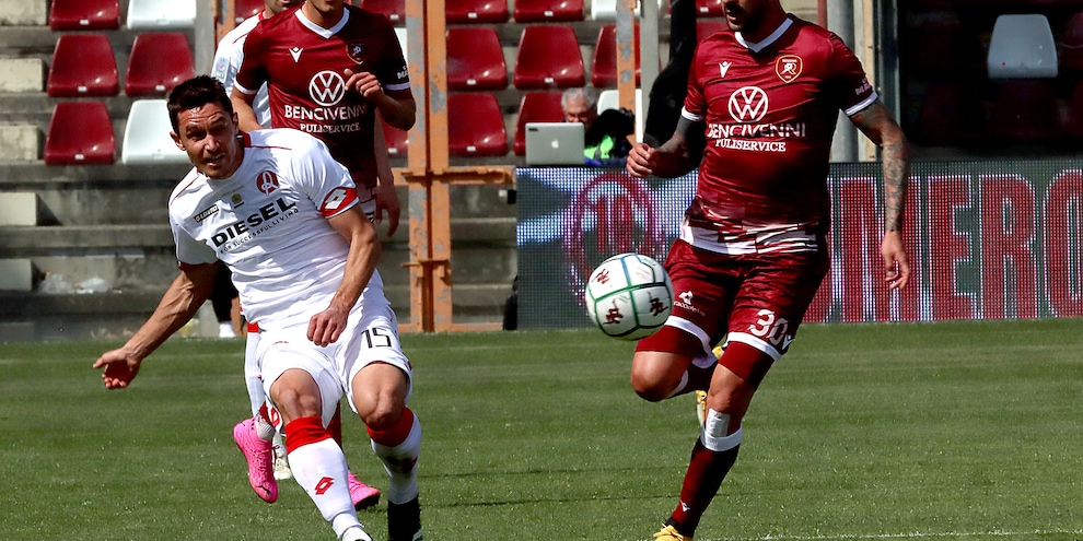 Vicenza, ufficiale: prolungamento per Bruscagin