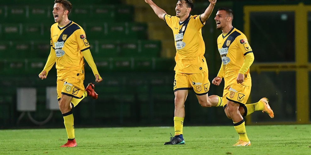 Juve Stabia, Marotta rescinde il contratto