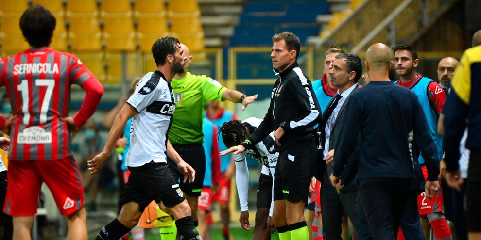Serie B, fermati Vazquez e Pecchia dopo Parma-Cremonese