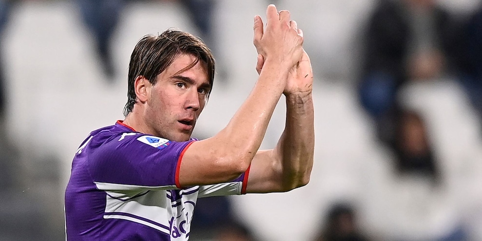 Paratici e Conte vogliono soffiare Vlahovic alla Juve