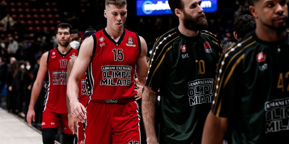 Olimpia, problema covid: Tarczewski è in isolamento fiduciario