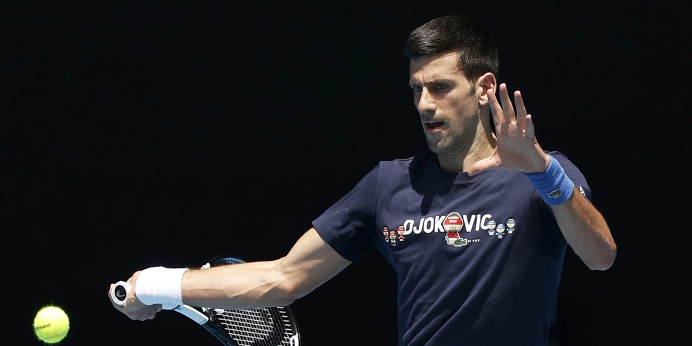 Djokovic iscritto al torneo di Dubai: ritorno in campo vicino Djokovic iscritto al torneo di Dubai: ritorno in campo vicino