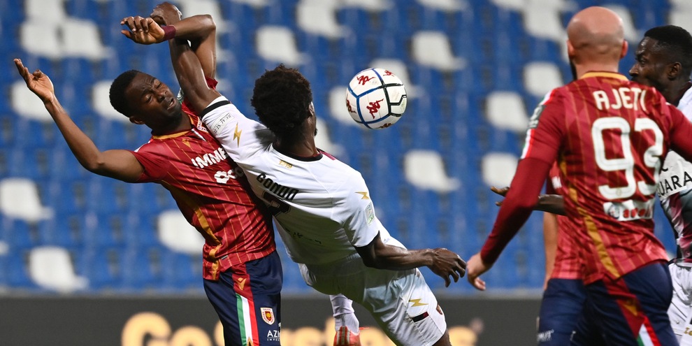 Serie B, Gyamfi torna al Benevento