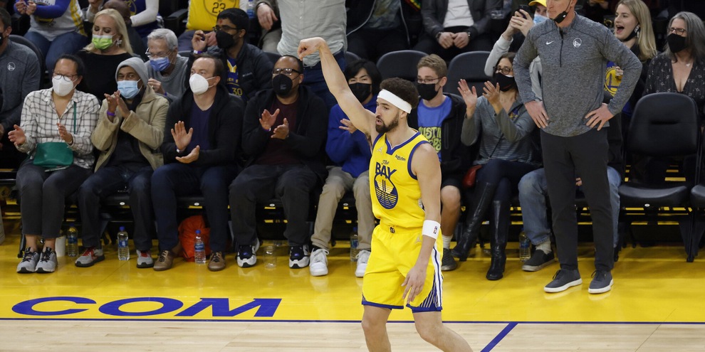 Nba, Golden State batte i T-Wolves con Curry-Thompson