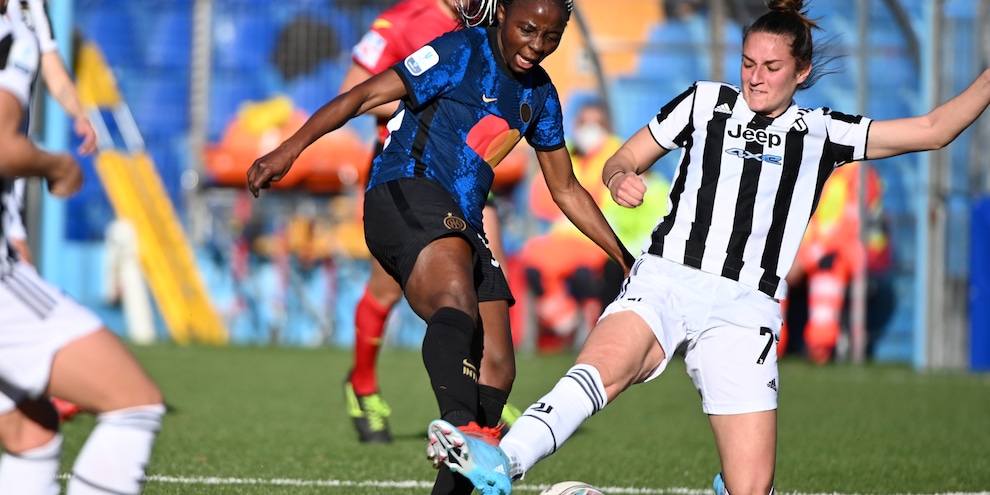 Boattin, gol olimpico al 93': la Juventus riprende l'Inter