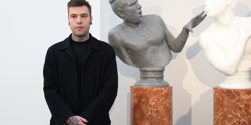 Fedez malato: "È stato operato al San Raffaele di Milano"