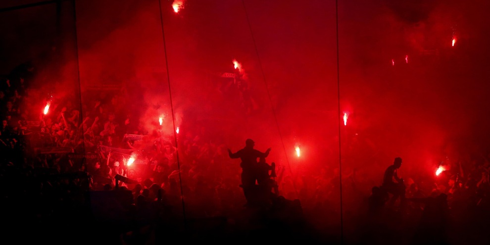 Marsiglia stangato: curva chiusa contro il Feyenoord