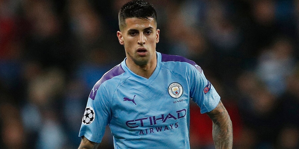 "Joao Cancelo al Bayern Monaco: fatta per il prestito"