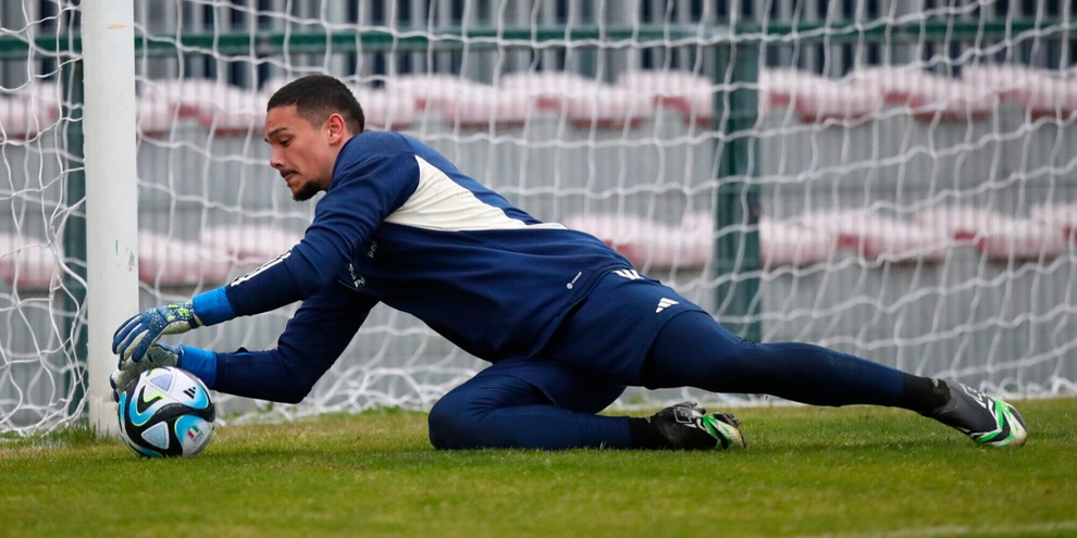 Caprile: il mito Buffon, il Leeds di Bielsa, Bari e l'Italia