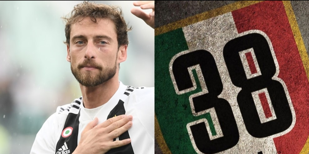 La Juve e i #trentotto scudetti di Calciopoli: Marchisio capo dei tifosi