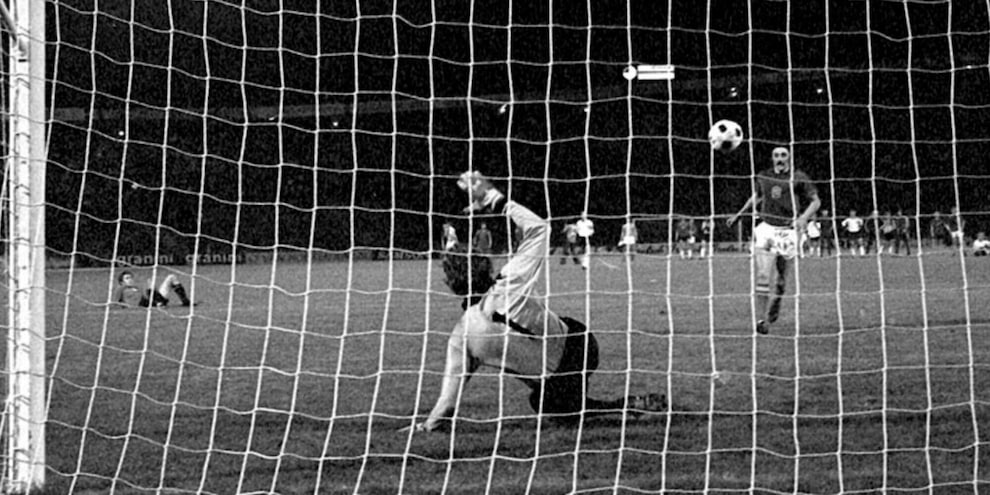 Panenka, l’insostenibile leggerezza di un rigore