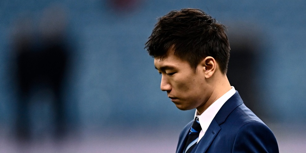 Inter, debiti per 807 milioni e patrimonio netto in negativo per 161,9: l'analisi