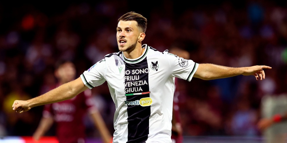 Samardzic, quei messaggi a Yildiz e Vlahovic e perché il padre vuole la Juve