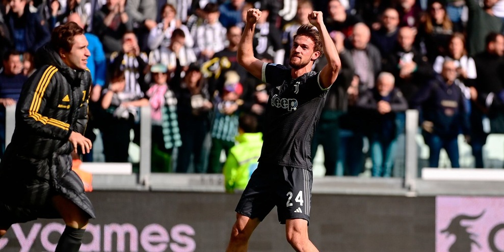 Vlahovic splende, la Juve stenta: con il Frosinone è salvata da Rugani al 95’