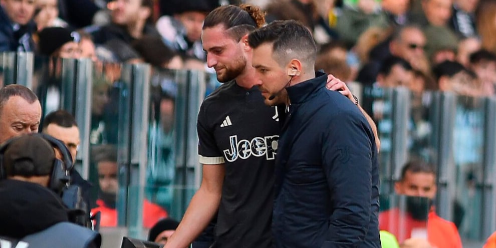 Rabiot, la foto social dell'infortunio impressiona: "Ecco com'è finita..."