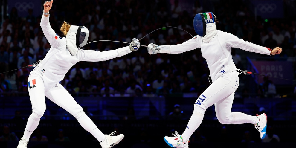 Italia leggendaria nella spada femminile: medaglia d'oro contro la Francia! Italia leggendaria nella spada femminile: medaglia d'oro contro la Francia!
