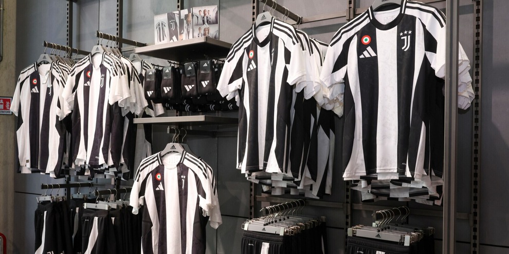 Chiesa e non solo, niente futuro Juve: l'ultimo indizio dallo store online
