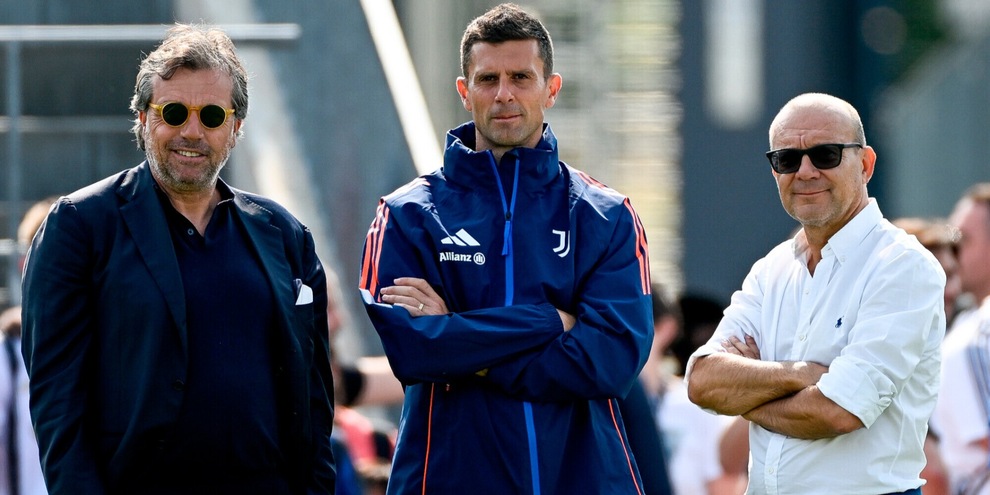 007 Juve dal vice Vlahovic: Motta fa da sponsor. E spunta una nuova pista