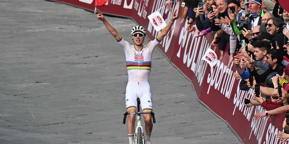 Super Pogacar, dalla caduta all’immensità