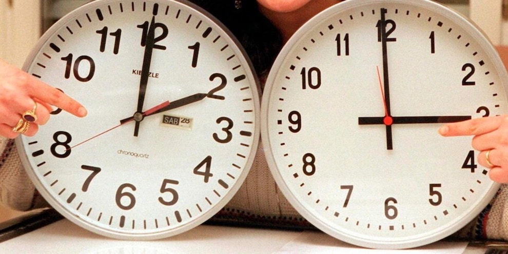 Ora legale, quando torna e lancette avanti: tutto quello che c’è da sapere