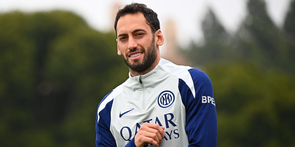 Inter, il Galatasaray ti scippa Calhanoglu. E ora ci si mette anche papà…
