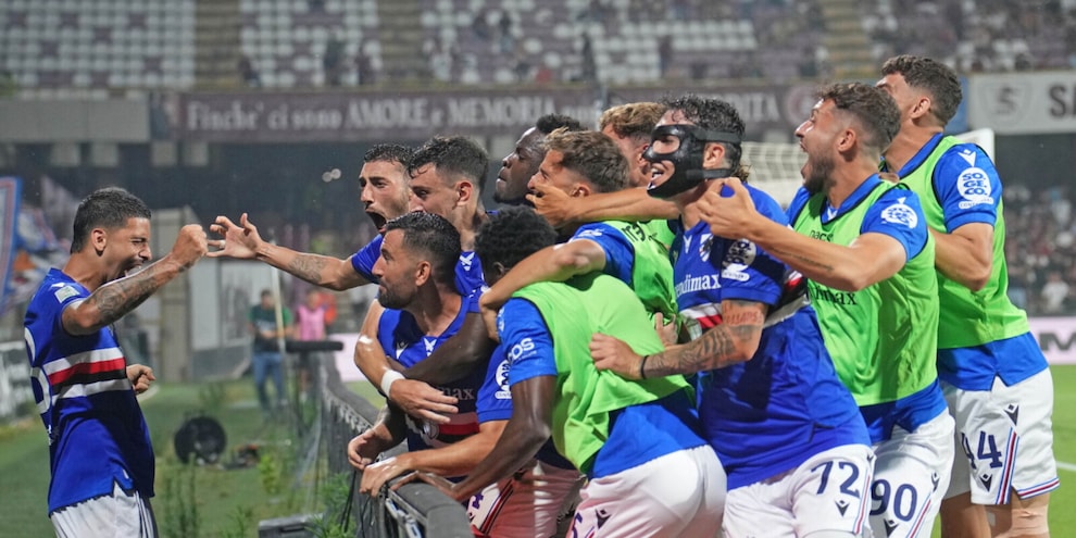 La Sampdoria resta in B! Disastro Salernitana, violenze allo stadio: match sospeso e retrocessione

 
