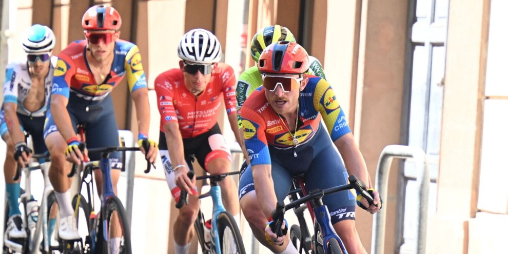 Consonni: "Sono qui per lanciare Milan in maglia gialla"