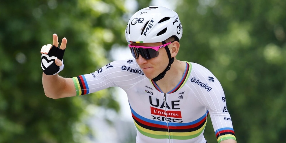 Pogacar vince la 4ª tappa del Tour e fa 100 in carriera: Van der Poel resta in giallo