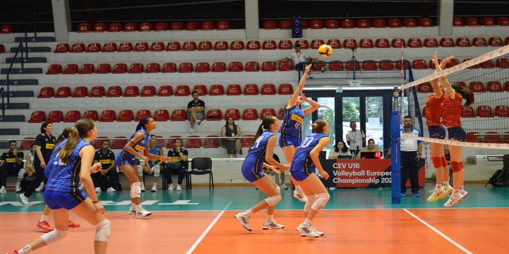 Europei U.16 F: le azzurrine superano la Spagna e volano in semifinale Europei U.16 F: le azzurrine superano la Spagna e volano in semifinale