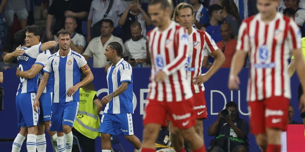 Esordio amaro per l'Atletico Madrid: l'Espanyol vince in rimonta. Siviglia ko con il Bilbao