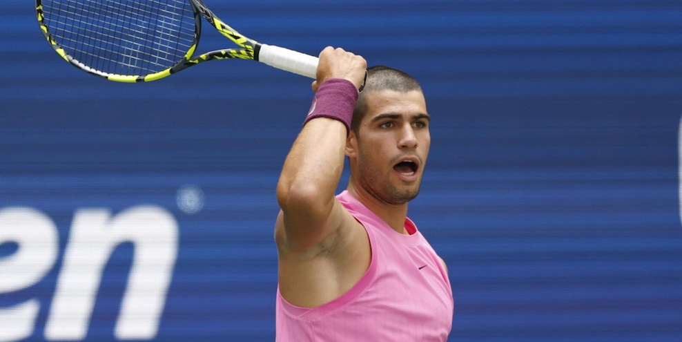 E Darderi s’inchina a re Carlos Alcaraz