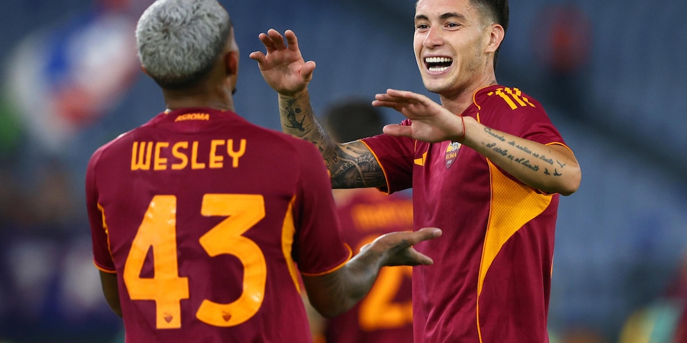 Calcio: Roma; Wesley salta il derby, convocato Hermoso
Calcio: Roma; Wesley salta il derby, convocato Hermoso