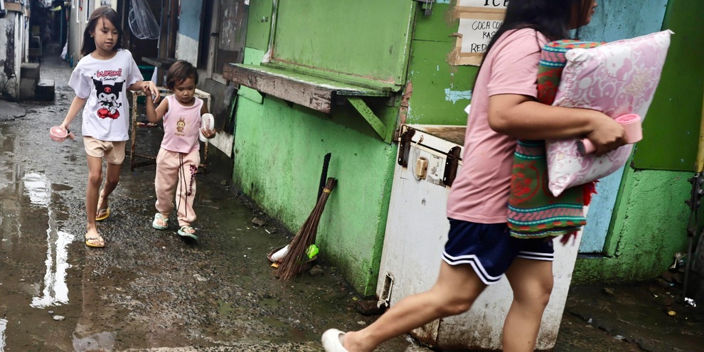 
            
            Maltempo colpisce le Filippine, 400.000 evacuati
          