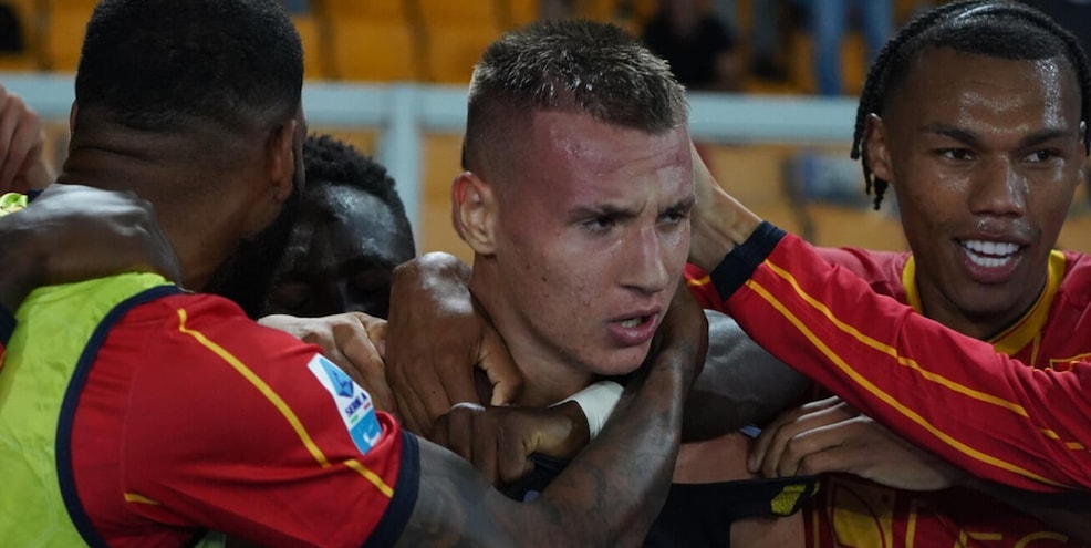 Camarda salva Di Francesco all'ultimo minuto e nega la rimonta al Bologna: 2-2 show a Lecce
