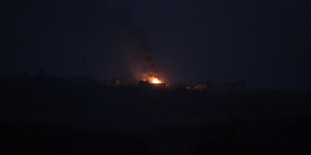 
            
            Protezione civile Gaza,'attacchi nonostante appello Trump'
          