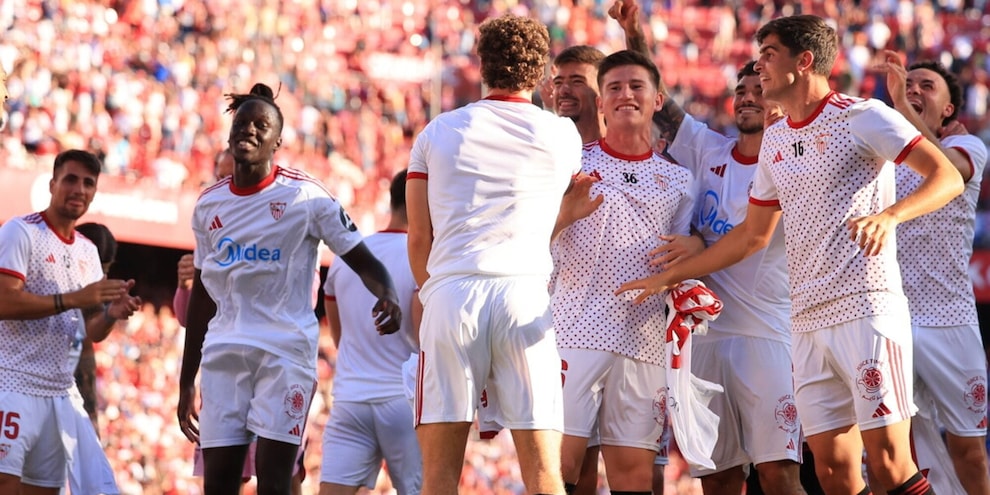 Barcellona, che sveglia a Siviglia ed il Real Madrid torna in testa
