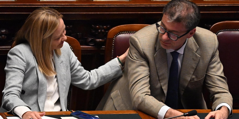 
            
            Giorgetti, manovra martedì pomeriggio al Cdm
          