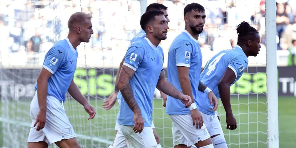 Caos Lazio, il club rompe il silenzio: "Informazioni totalmente false"