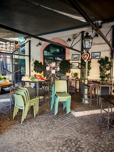 
            
            Padre giovane ucciso, 'voglio incontrare l'assassino'
          